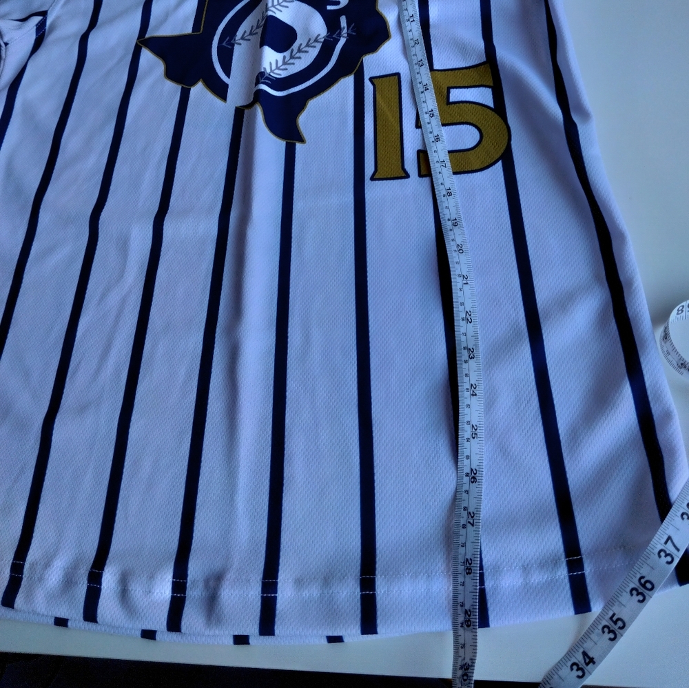 Shirt - Picture 5 of 6